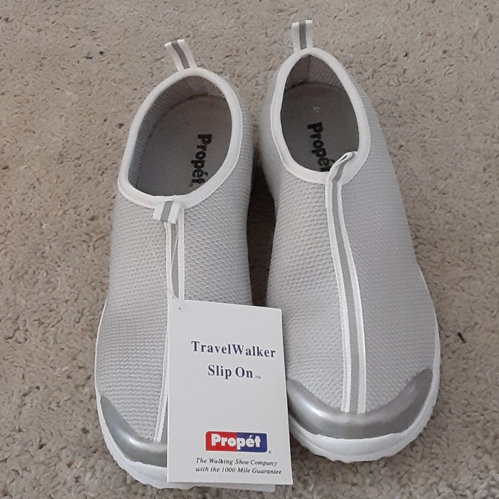 Propet TravelWalker - Picture 2 of 7